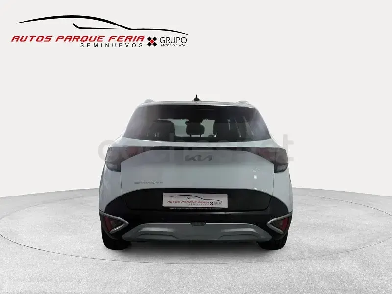 Usado Kia Sportage 136 CV (100 kW) 2025 Blanco SUV