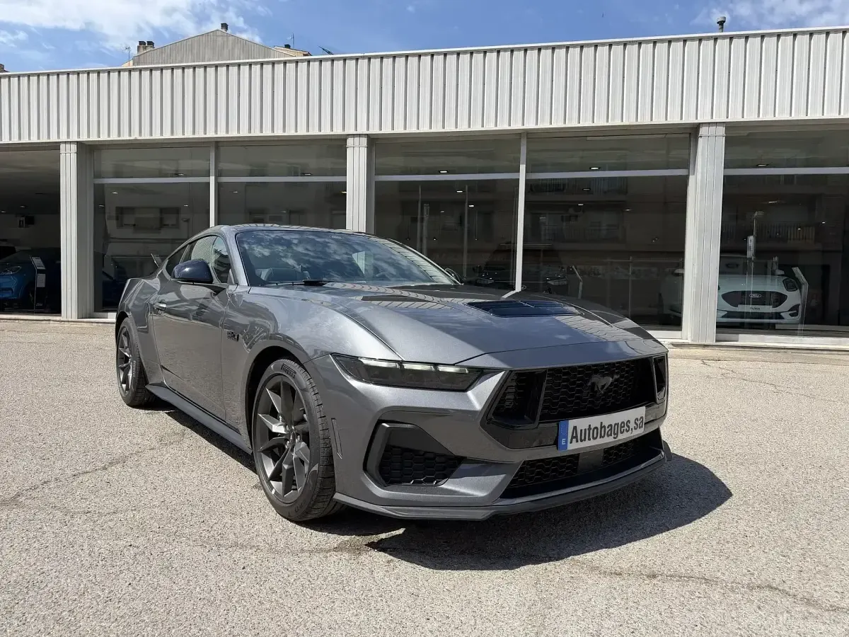 Nuevo Ford Mustang GT 446 CV (328 kW) 2026 Gris Coupe