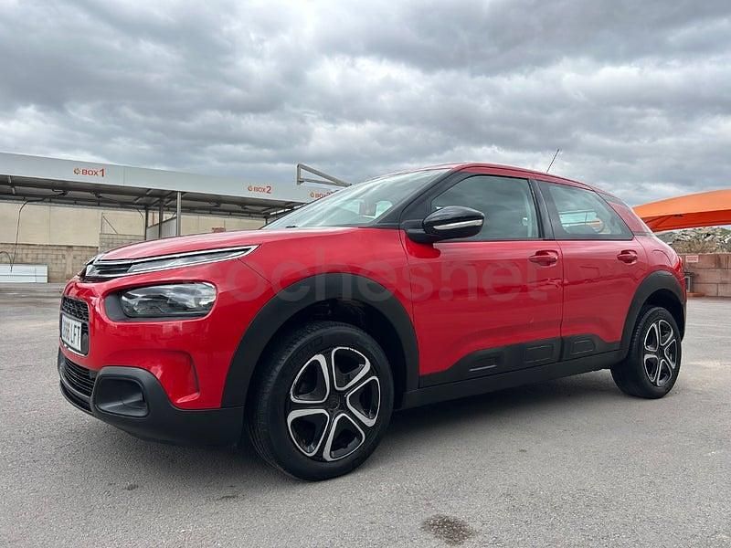 Usado Citroën C4 Feel 110 CV (80 kW) 2020 Rojo Berlina