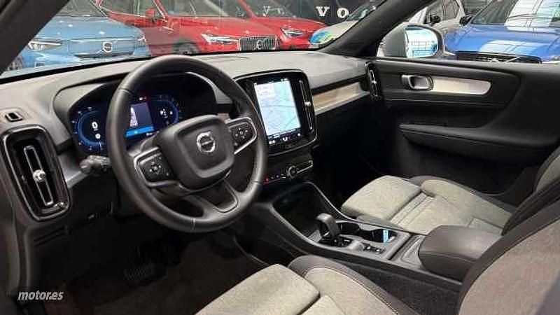 Usado Volvo XC40 Core 2024 Gris SUV