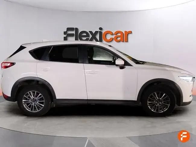 Käytetty Mazda CX-5 165 HP (121 kW) 2017 Valkoinen Katumaasturi