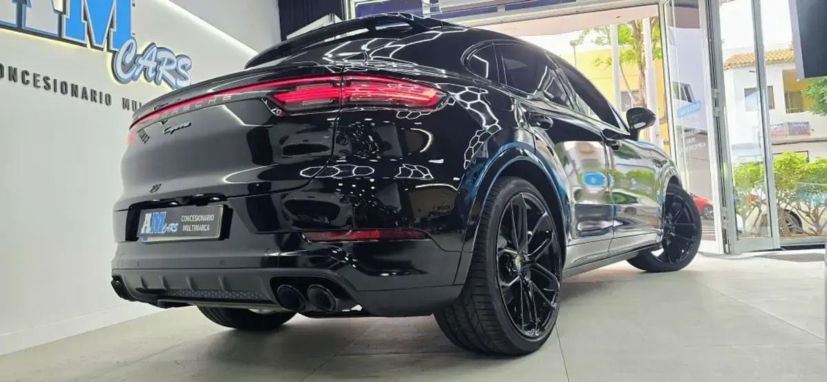 Usado Porsche Cayenne 462 CV (339 kW) 2021 Negro SUV