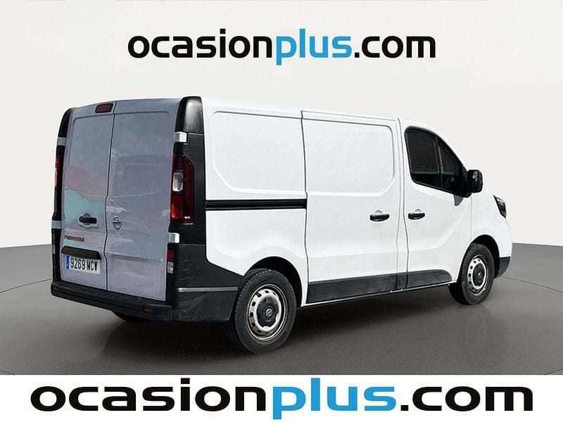 Usado Nissan Primastar Comfort 110 CV (80 kW) 2022 Blanco Monovolumen