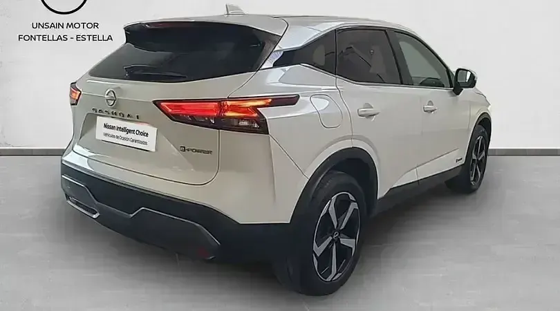Usado Nissan Qashqai N-Connecta 190 CV (139 kW) 2023 Lunar white (perlada) SUV