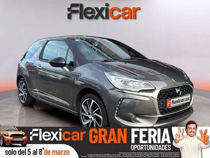 Usado DS Automobiles DS3 Crossback Style 110 CV (80 kW) 2018 Gris SUV