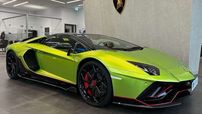 Verde Usado 2023 Lamborghini Aventador Descapotable | 763.900 € - Imagen 1/4