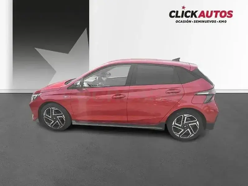 Usado Hyundai i20 N Line 79 CV (58 kW) 2025 Rojo Utilitario