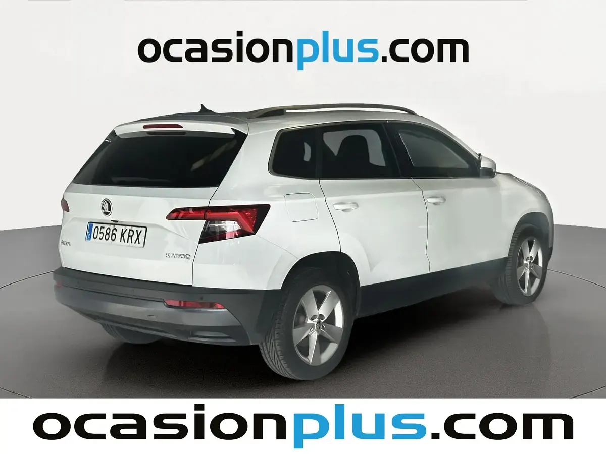 Usado Skoda Karoq 115 HP (84 kW) 2018 Branco SUV