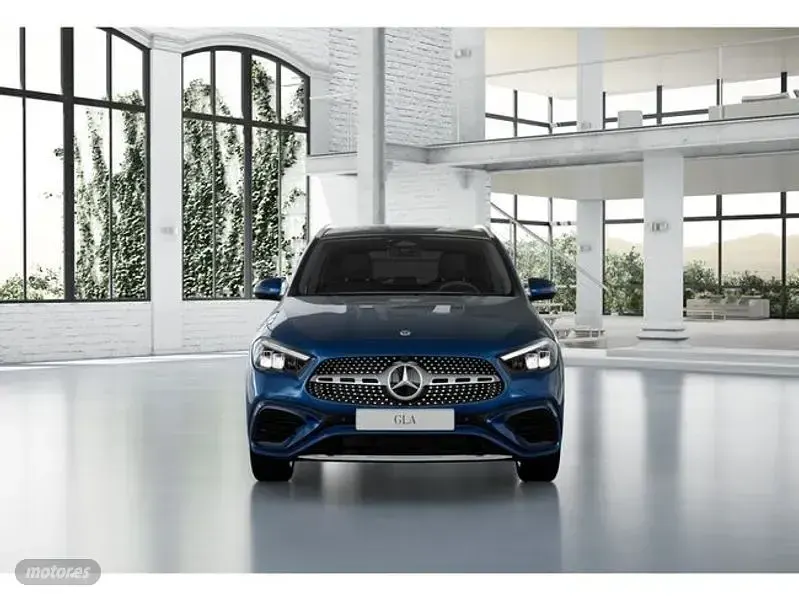 Usado Mercedes GLA200 150 CV (110 kW) 2025 Azul SUV