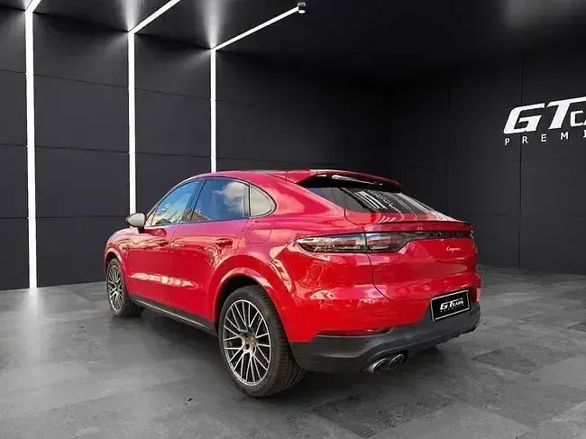 Usado Porsche Cayenne 470 CV (345 kW) 2022 Rojo SUV