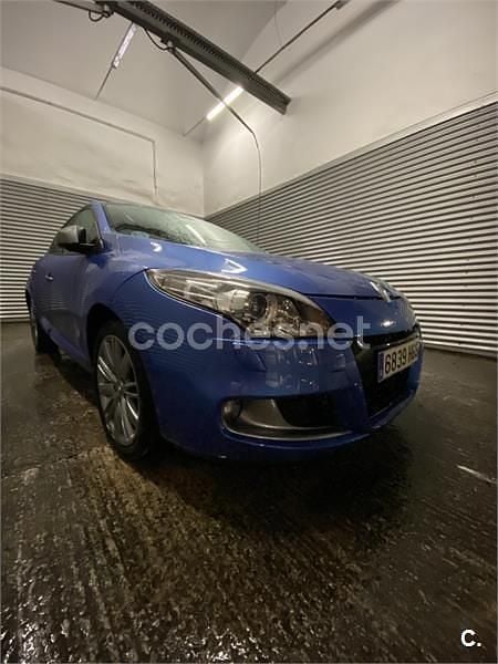 Usado Renault Mégane Dynamique 130 CV (95 kW) 2011 Azul Berlina