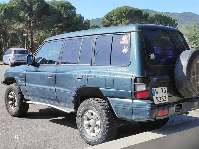 Usado Mitsubishi Montero Select 125 CV (91 kW) 1999 Verde SUV