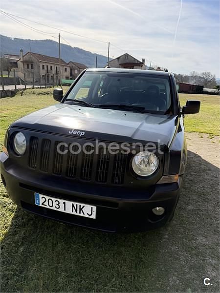Usado Jeep Patriot Limited 140 CV (102 kW) 2007 Verde SUV