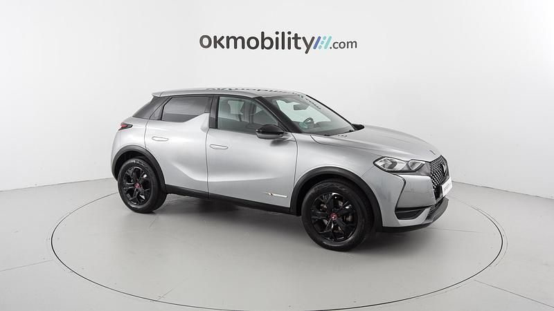 Usado DS Automobiles DS3 Crossback Performance 130 CV (95 kW) 2022 Gris artense / negro SUV