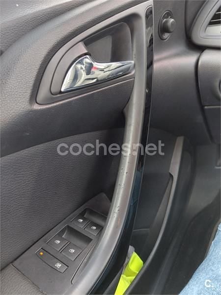 Usado Opel Astra Excellence 136 HP (100 kW) 2016 Cinzento Carrinha