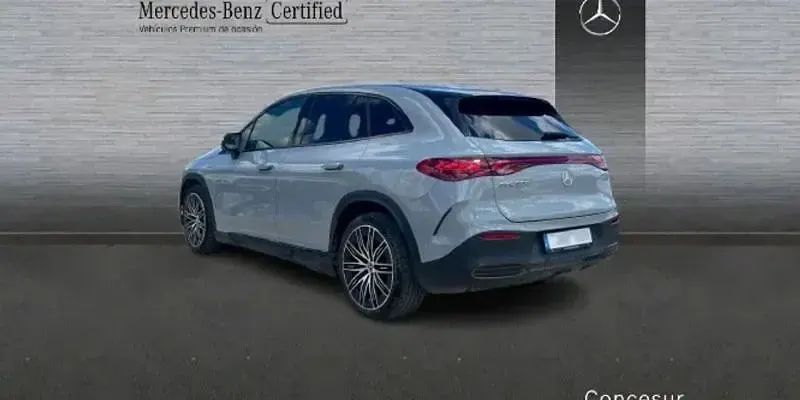 Usado Mercedes EQE500 Edition 330 kW (449 CV) 2025 Gris SUV