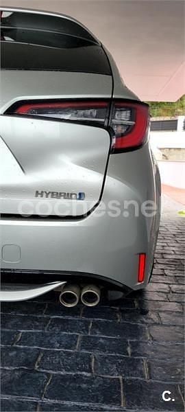 Usado Toyota Corolla Sport 180 CV (132 kW) 2020 Gris / plata Familiar