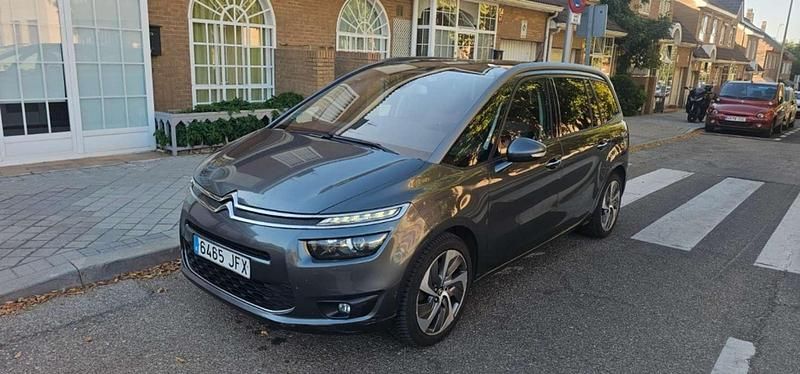 Usado Citroën Spacetourer Feel 177 CV (130 kW) 2016 Gris Monovolumen