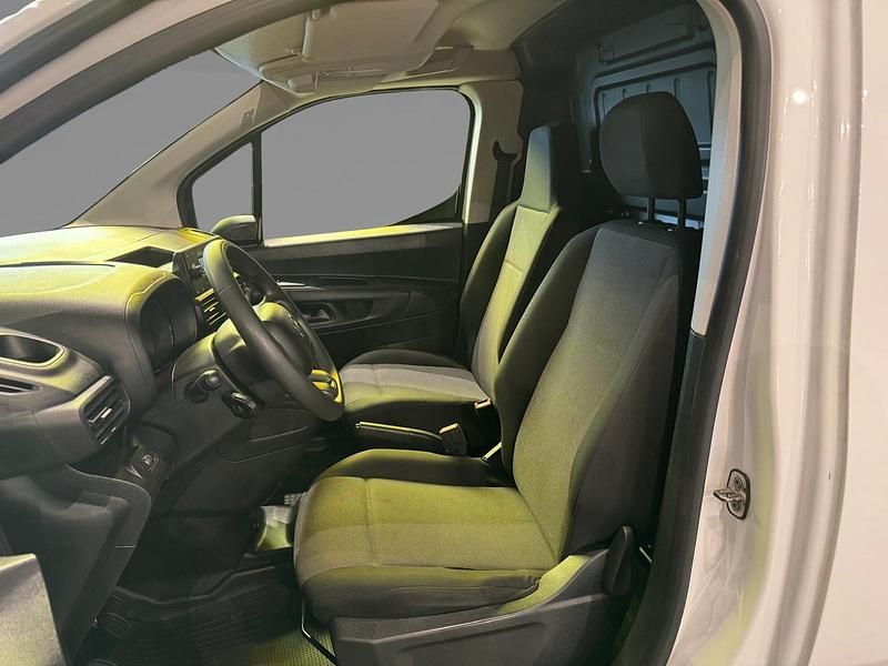 Usado Citroën Berlingo 75 CV (55 kW) 2020 Blanco banquise Monovolumen