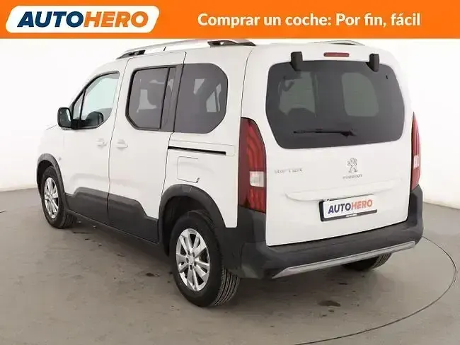 Usado Peugeot Rifter Allure 100 CV (73 kW) 2020 Blanco Monovolumen