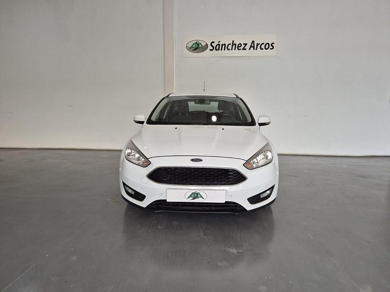 Usado Ford Focus Titanium 125 CV (91 kW) 2017 Blanco Berlina