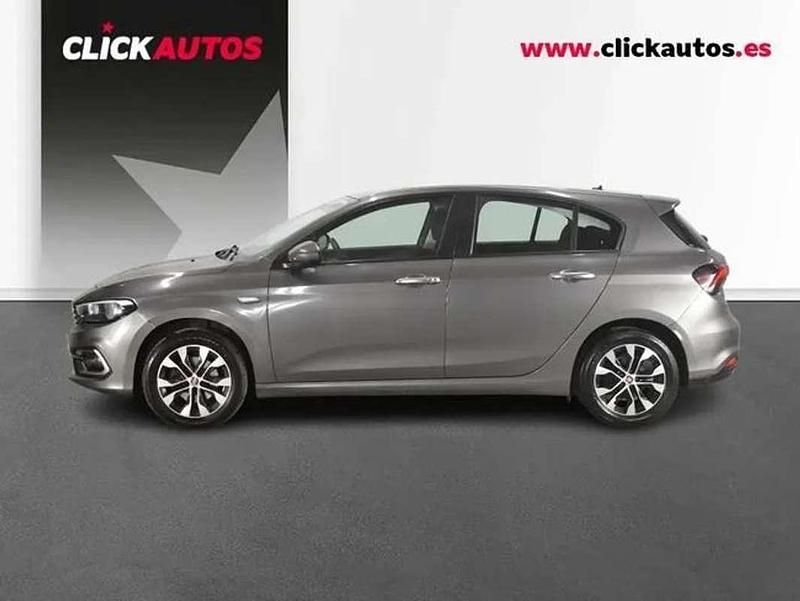 Usado Fiat Tipo City Life 99 CV (72 kW) 2023 Gris Familiar