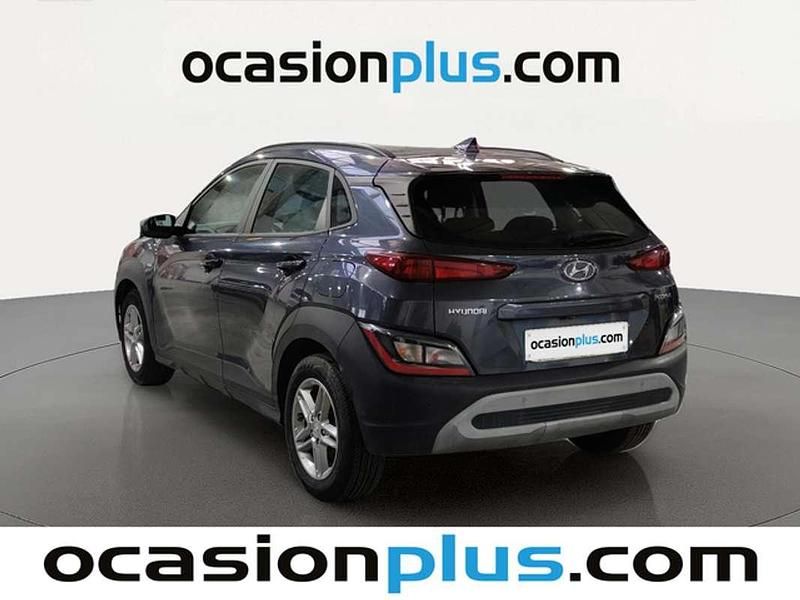 Usado Hyundai Kona 120 CV (88 kW) 2022 Gris SUV