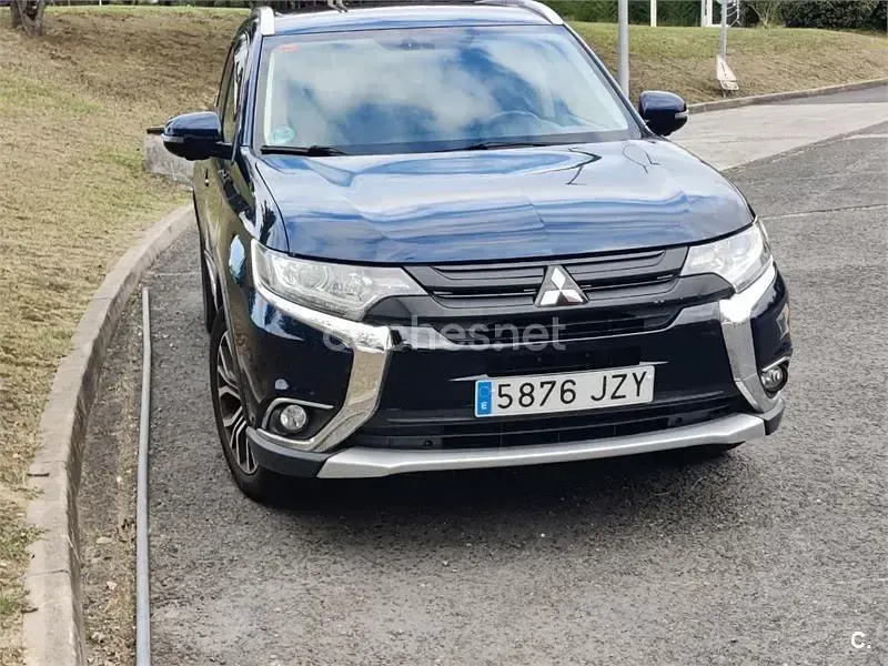 Usado Mitsubishi Outlander Motion 150 CV (110 kW) 2017 Azul SUV