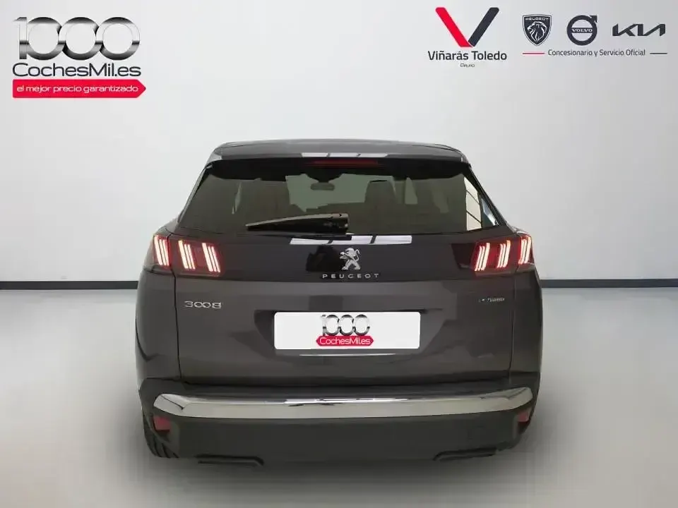 Usado Peugeot 3008 Allure 225 CV (165 kW) 2023 Gris SUV