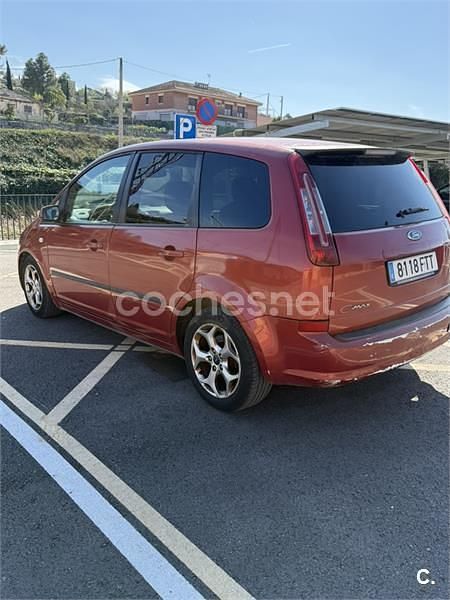 Usado Ford C-MAX 115 CV (84 kW) 2007 Granate Monovolumen