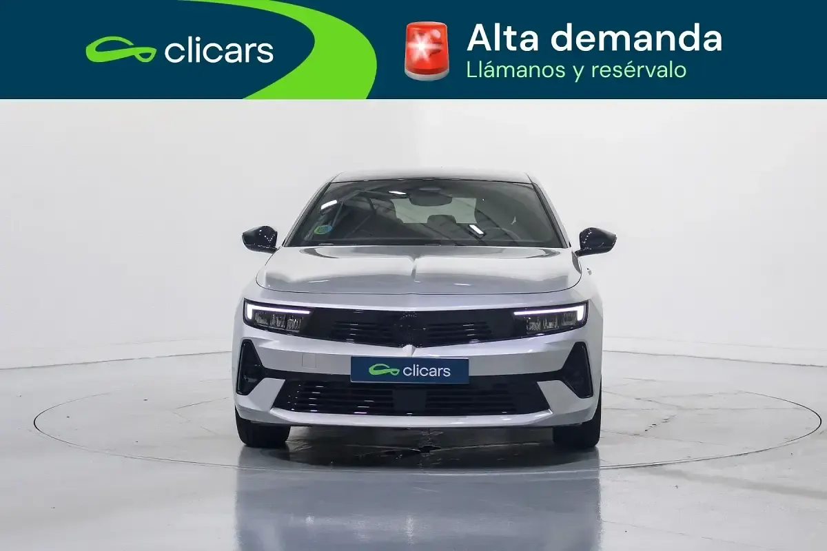 Usado Opel Astra S 136 CV (100 kW) 2025 Gris / plata Utilitario