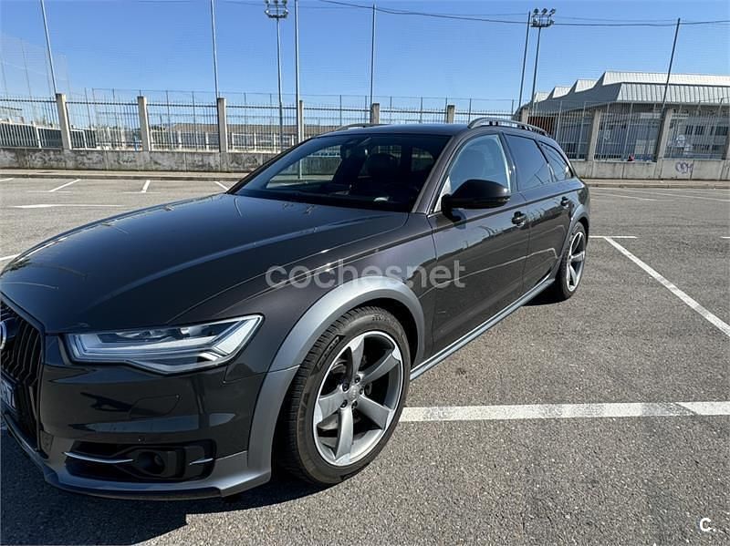 Usado Audi A6 Allroad Advanced 272 CV (200 kW) 2015 Gris / plata Familiar