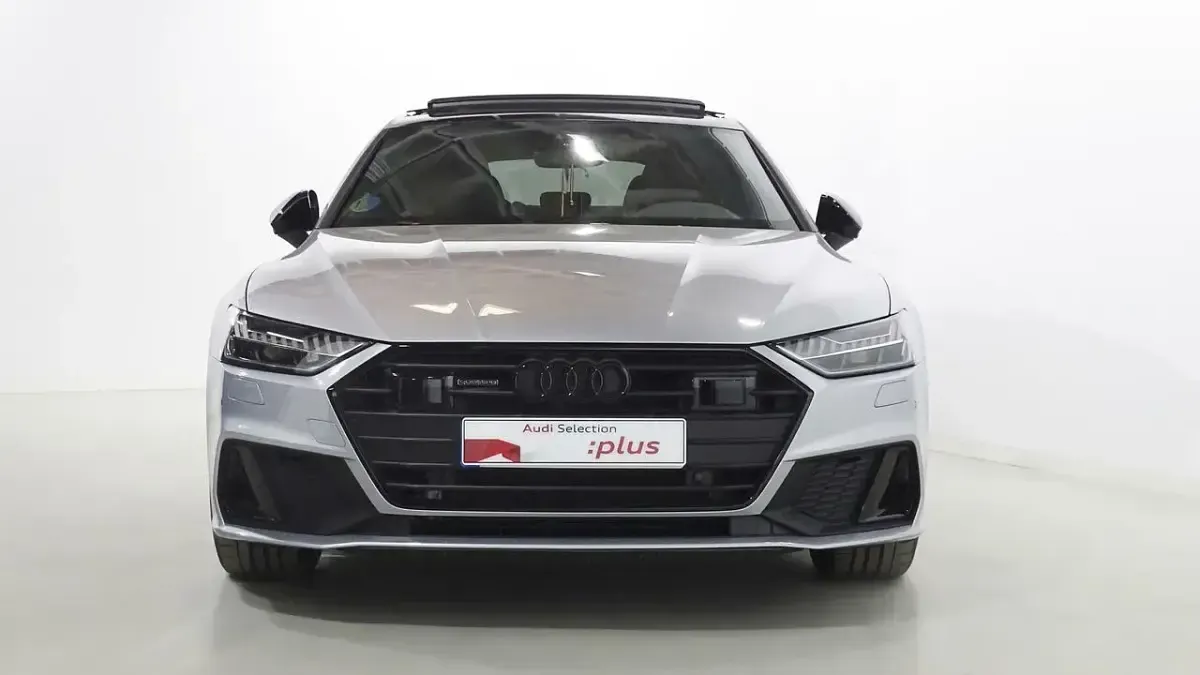 Usado Audi A7 Sportback Ambiente 286 CV (210 kW) 2023 Gris Utilitario