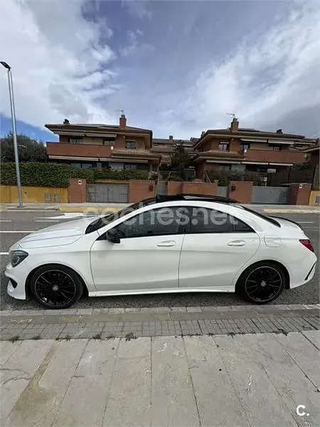Usado Mercedes CLA220 AMG Edition 1 170 CV (125 kW) 2013 Blanco Berlina