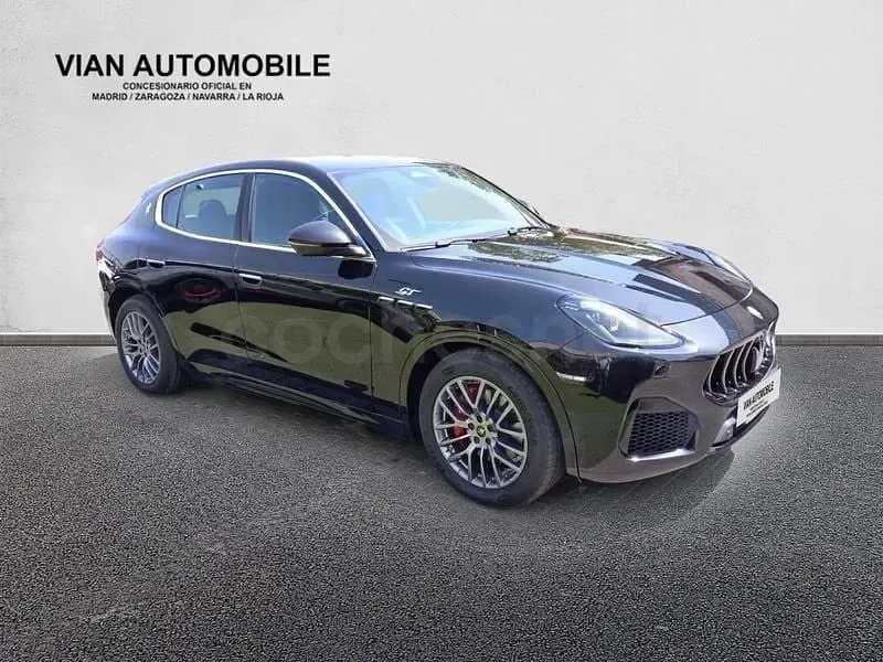 Usado Maserati Grecale GT 300 CV (220 kW) 2022 Negro SUV