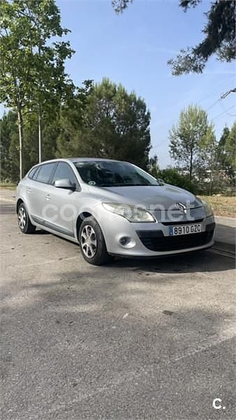 Gris / plata Usado 2010 Renault Mégane GrandTour Expression Familiar | 3000 € (Super precio) - Imagen 1/4