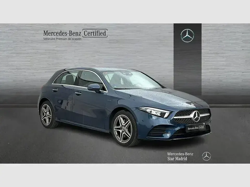 Usado Mercedes A250 218 CV (160 kW) 2021 Azul Berlina