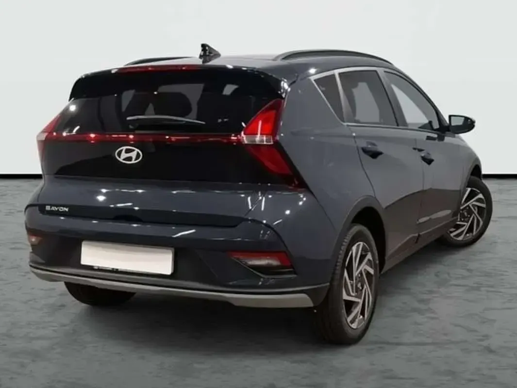 Nuevo Hyundai Bayon 90 CV (66 kW) 2026 Gris SUV