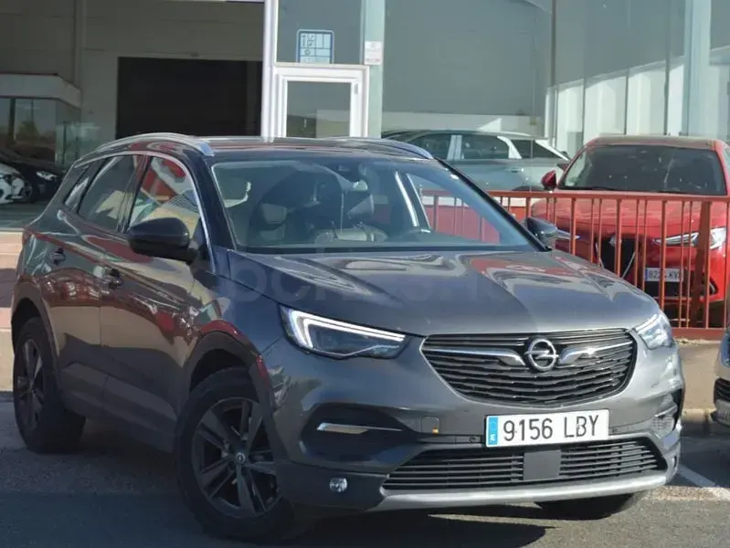 Usado Opel Grandland X 130 CV (95 kW) 2020 Gris / plata SUV
