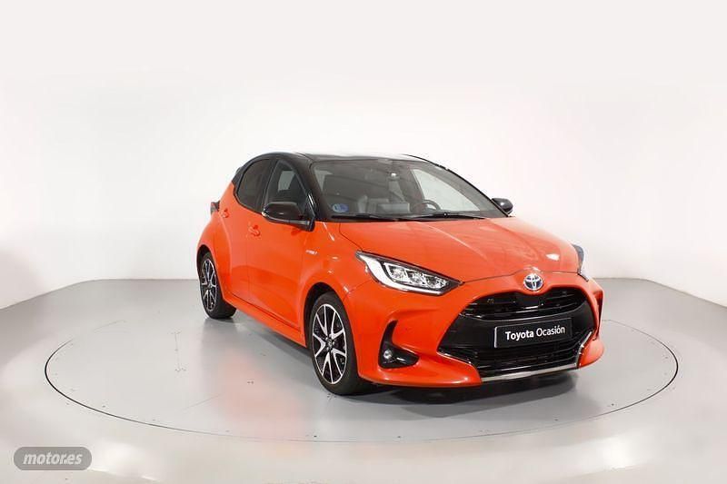 Oro Usado 2021 Toyota Yaris Edition Berlina | 20.400 € (Un poco caro) - Imagen 1/4