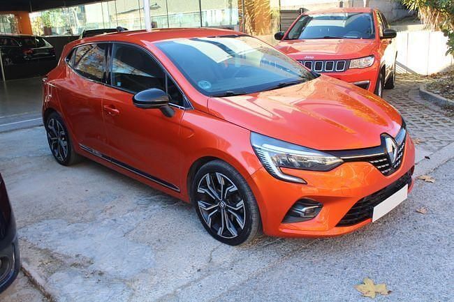 Usado Renault Clio V Techno 141 CV (103 kW) 2023 Naranja Berlina