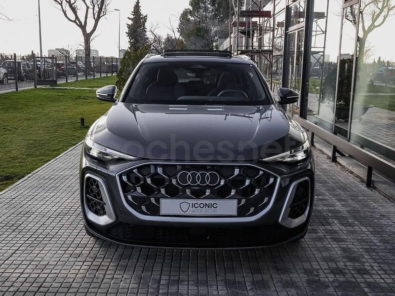 Usado Audi SQ5 367 CV (269 kW) 2025 Gris / plata SUV