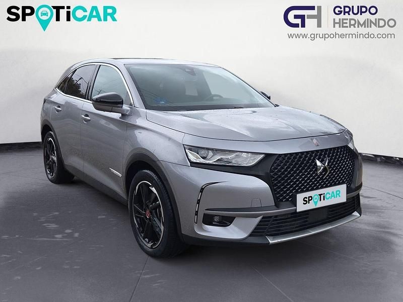 Usado DS Automobiles DS7 Crossback Performance 300 CV (220 kW) 2022 Gris / plata SUV