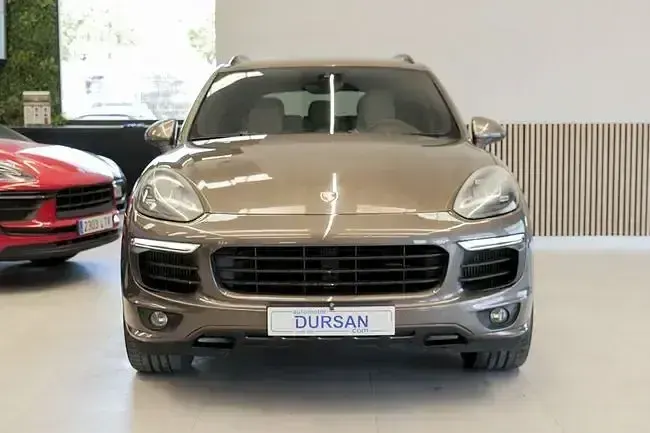 Usado Porsche Cayenne Diesel 262 CV (192 kW) 2015 Marrón SUV