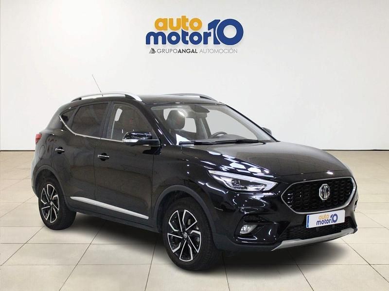Usado MG ZS Luxury 111 CV (81 kW) 2024 Negro Berlina