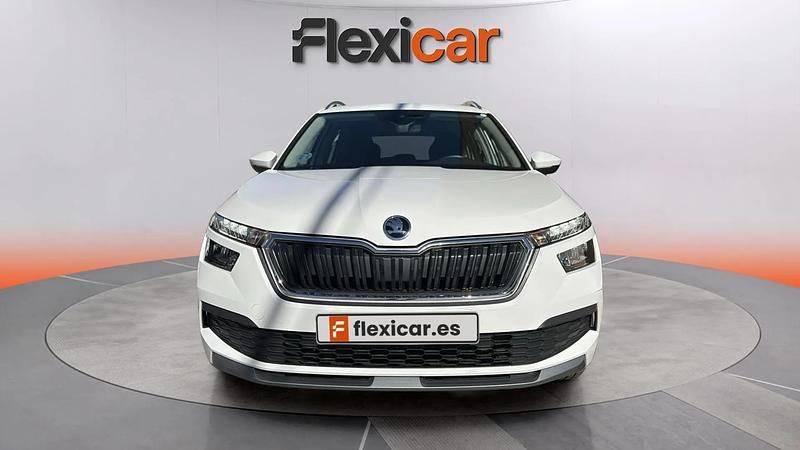 Usado Skoda Kamiq Ambition 110 CV (80 kW) 2022 Blanco SUV