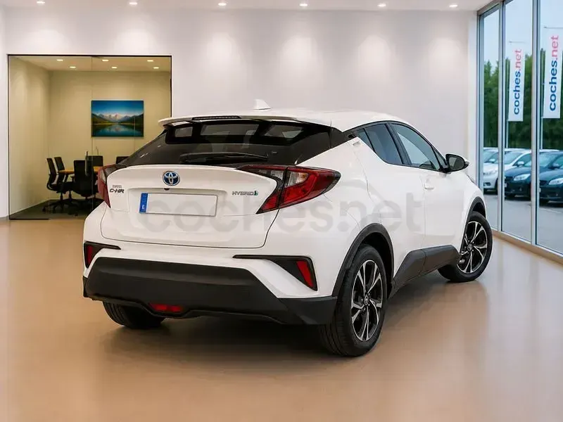 Usado Toyota C-HR Active 122 CV (89 kW) 2022 Blanco SUV