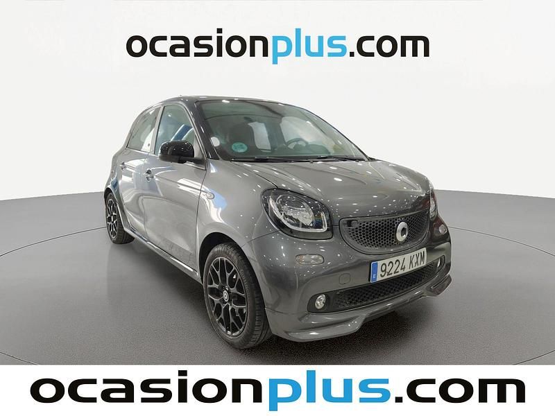 Usado Smart ForFour Passion 90 CV (66 kW) 2019 Gris Utilitario