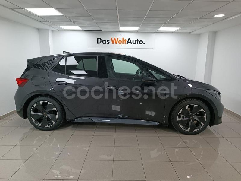 Usado Cupra Born e-Boost 169 kW (231 CV) 2023 Gris Utilitario