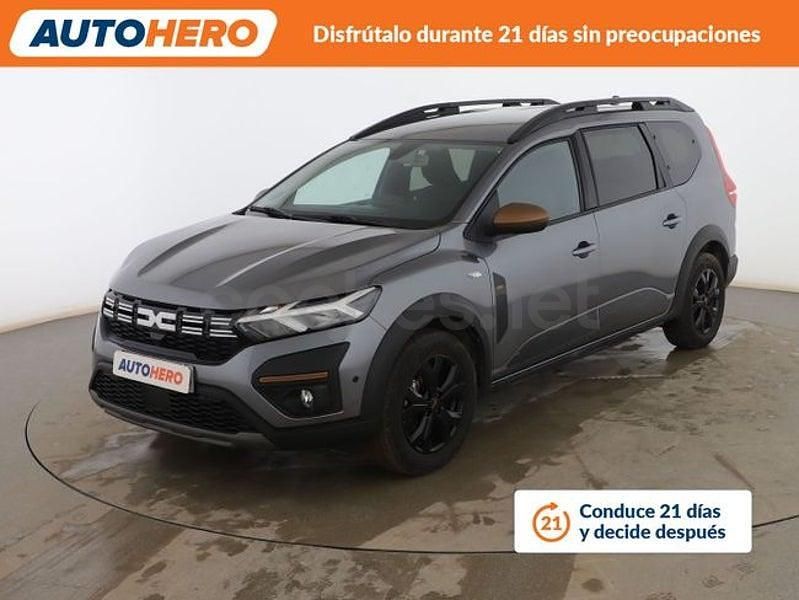 Usado Dacia Jogger Extreme 141 CV (103 kW) 2023 Gris Monovolumen